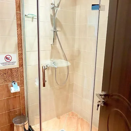 Maggie Apartment Pomorie