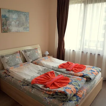 Maggie Apartment